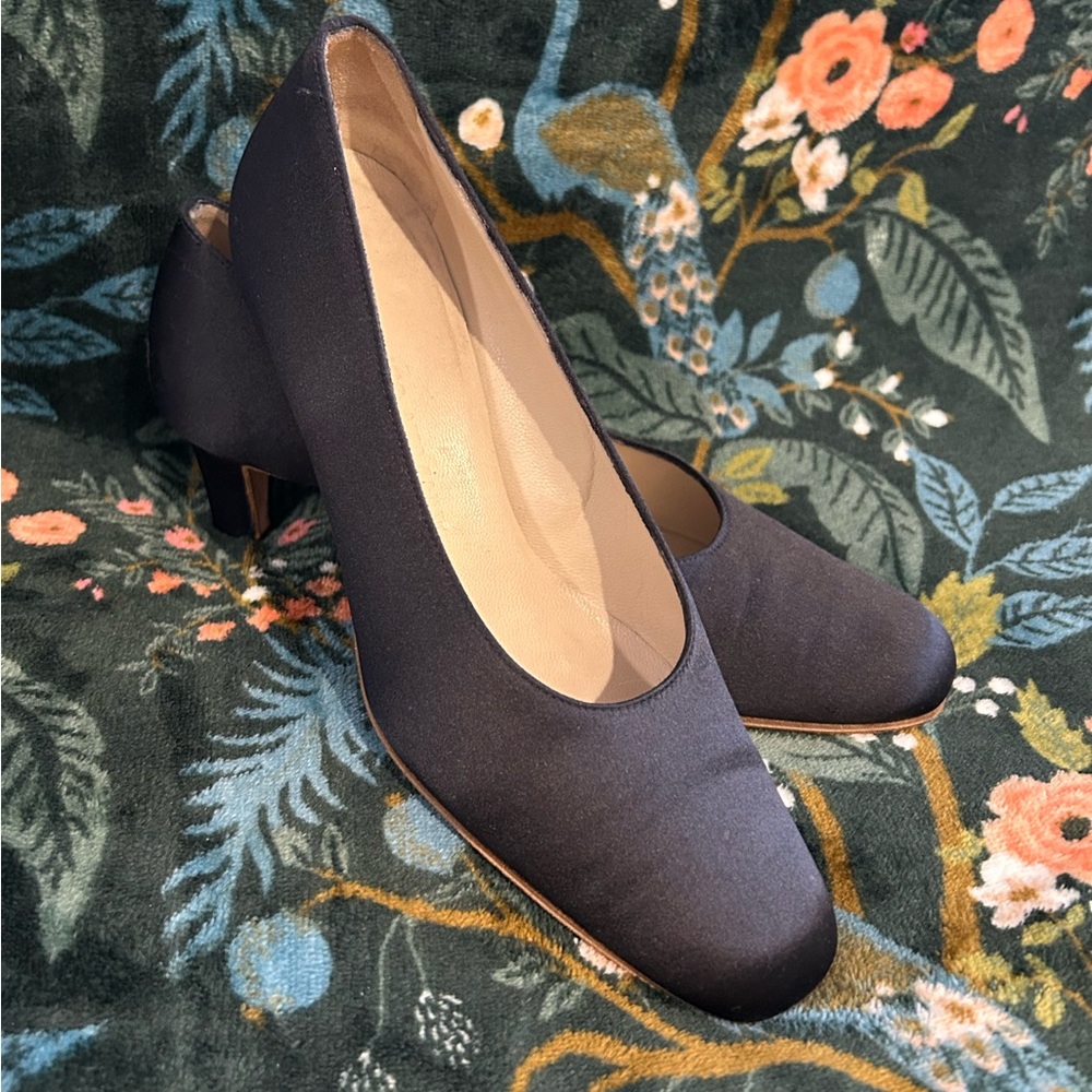 Vintage Giorgio Armani Dark Blue Satin Covered Heels - Picture 2 of 9